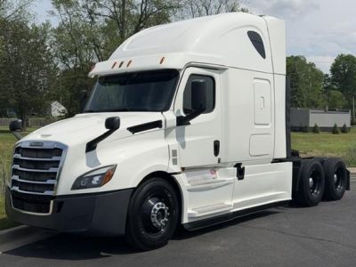 2018-freightliner-cascadia-126-sleeper #1522
