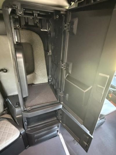 https://www.imanpro.net/pub/co/dkt/photo/1525/27.jpg?20260603114632