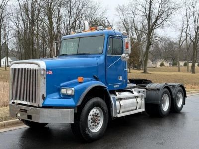 1999 FREIGHTLINER FLD120 CLASSIC Daycab #1530