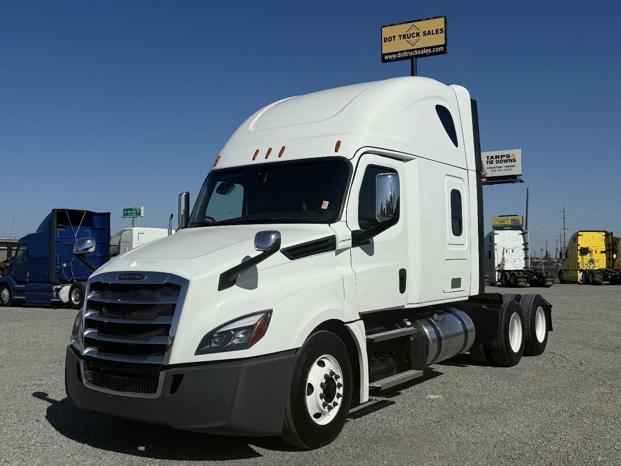2020 FREIGHTLINER CASCADIA 126 Sleeper #1 2020 FREIGHTLINER CASCADIA 126 Sleeper #1