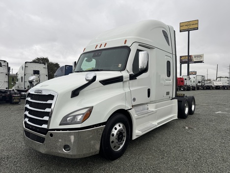 2022 FREIGHTLINER CASCADIA 126 Sleeper #2350