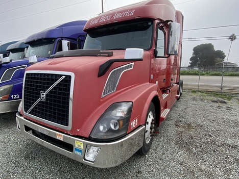 2015-volvo-vnl780-sleeper #2381