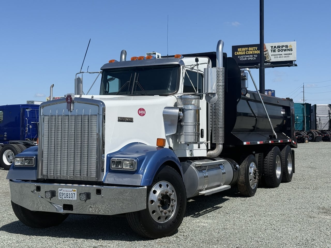 2013 KENWORTH W900 Tri-Axle Aluminum Dump Truck #1 2013 KENWORTH W900 Tri-Axle Aluminum Dump Truck #1