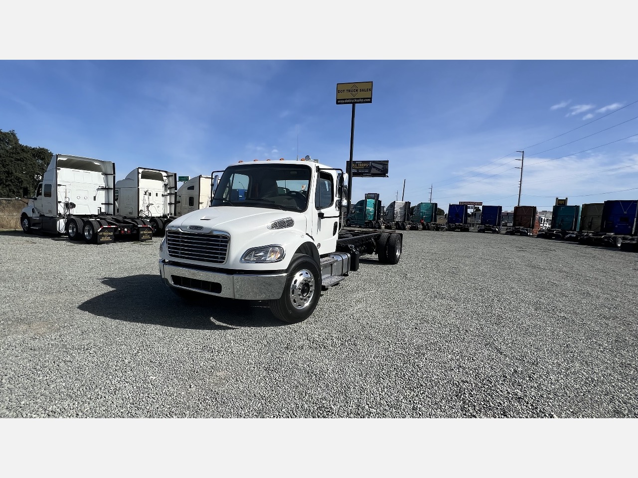 2021 FREIGHTLINER M2106 Daycab #1 2021 FREIGHTLINER M2106 Daycab #1