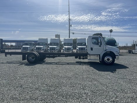 2021 FREIGHTLINER M2106 Daycab #2413 2021 FREIGHTLINER M2106 Daycab #2413