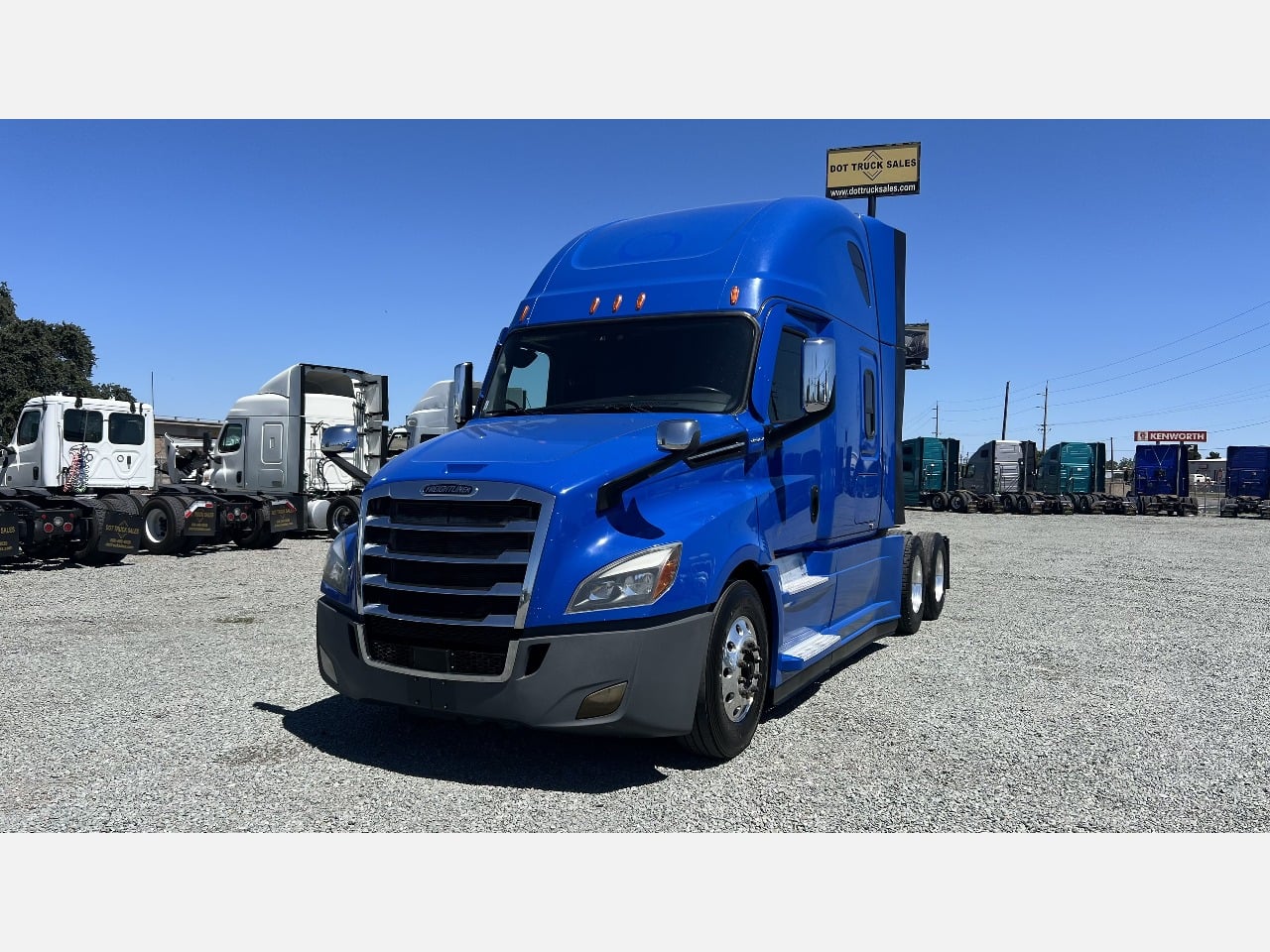 2020 FREIGHTLINER CASCADIA 126 Sleeper #1 2020 FREIGHTLINER CASCADIA 126 Sleeper #1