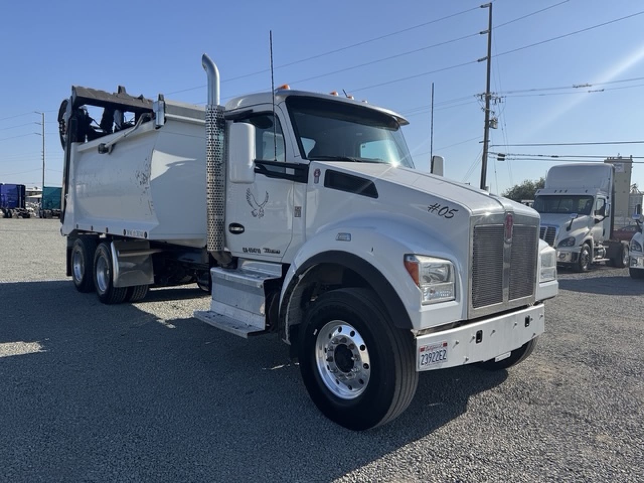 2019 KENWORTH T880 Tri-Axle Steel Dump Truck #1 2019 KENWORTH T880 Tri-Axle Steel Dump Truck #1