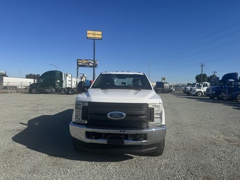 2007 FORD F350 Service - Utility Truck #2451 2007 FORD F350 Service - Utility Truck #2451