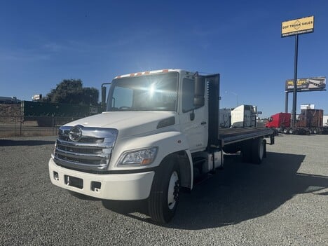 2013 HINO 268 Flatbed Truck #2456 2013 HINO 268 Flatbed Truck #2456