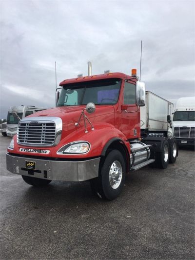 2012 FREIGHTLINER COLUMBIA 120 Daycab #1182