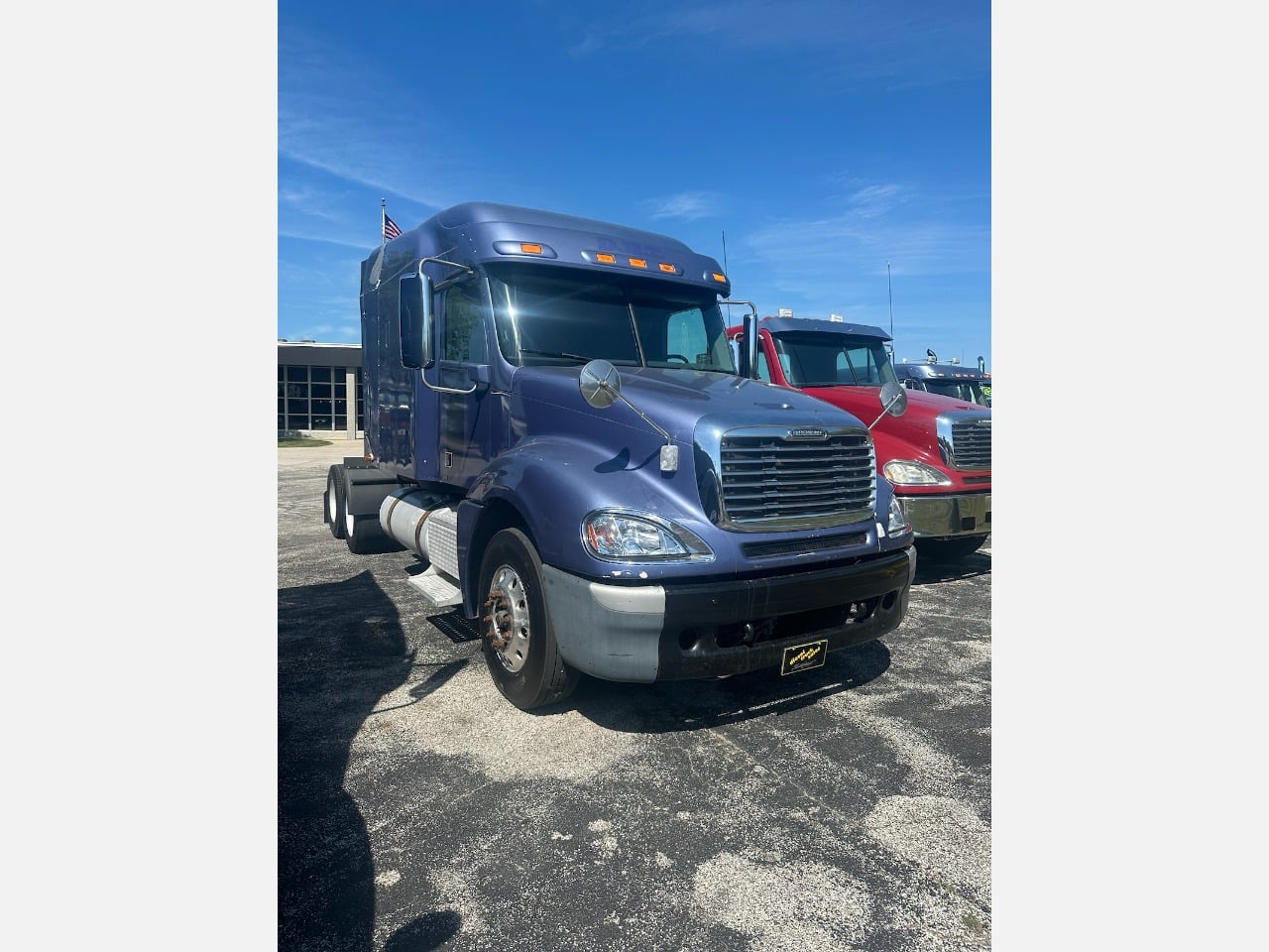 2014 FREIGHTLINER COLUMBIA 120 Tandem Axle Sleeper #1 2014 FREIGHTLINER COLUMBIA 120 Tandem Axle Sleeper #1