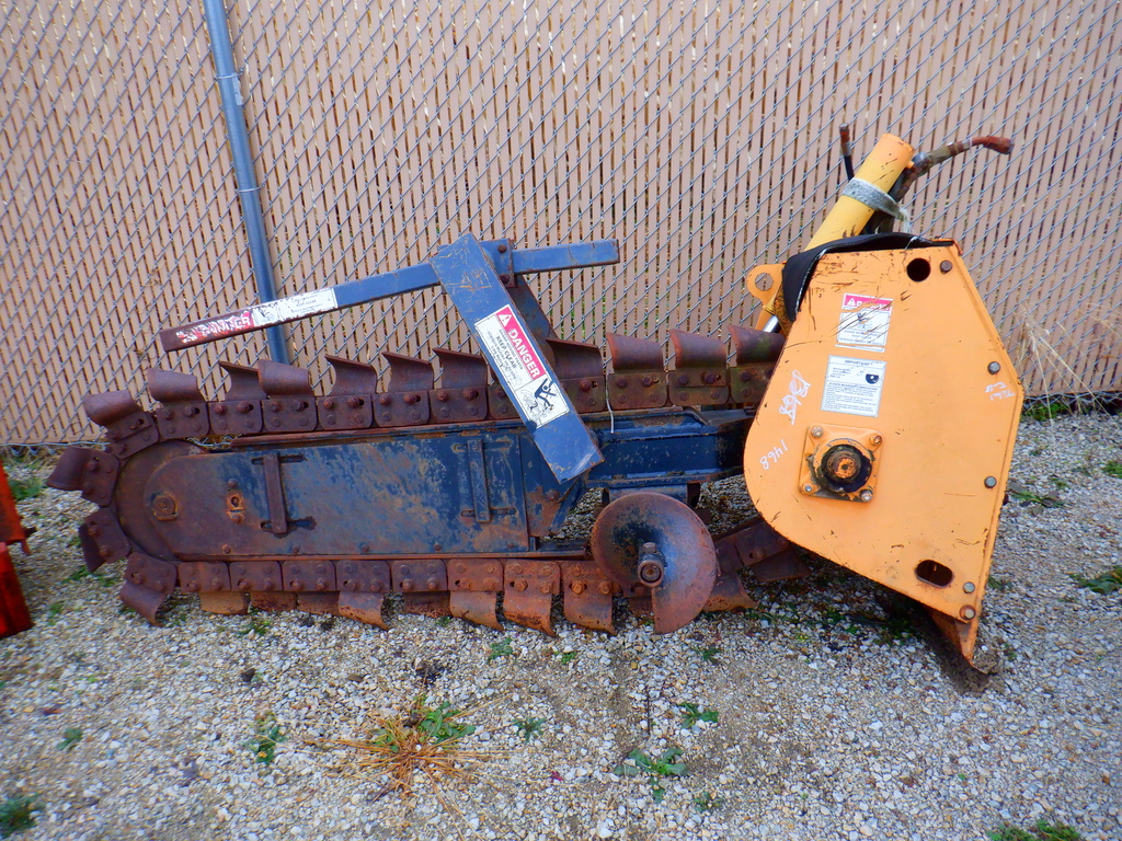 USED222CASERT560TRENCHERATTACHMENTRENCHER #3094