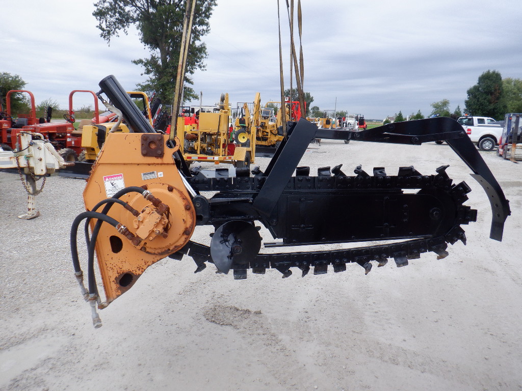 USED0CASEH939307460560TRENCHER #3140
