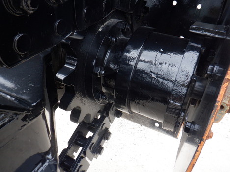 USED0CASEH939307460560TRENCHER #3140-4