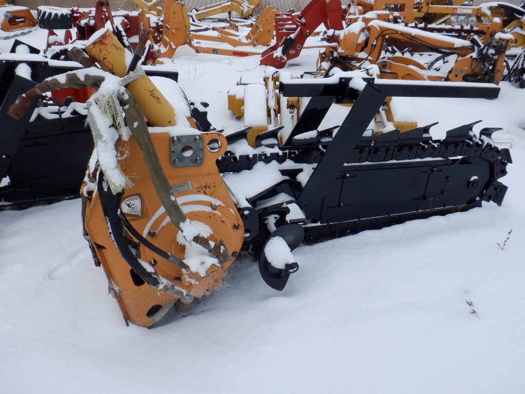 USED0CASEH939307460560TRENCHER #3437
