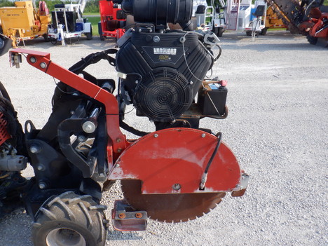 USED2014DITCHWITCHR300ZAHNMICROTRENCHER #3659-1