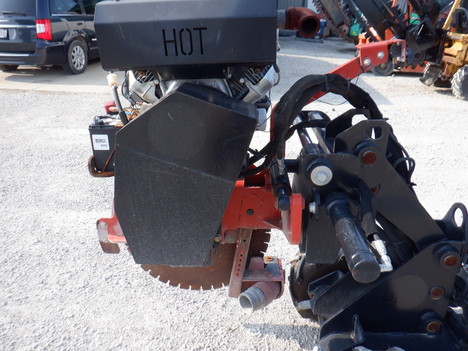 USED2014DITCHWITCHR300ZAHNMICROTRENCHER #3659-4