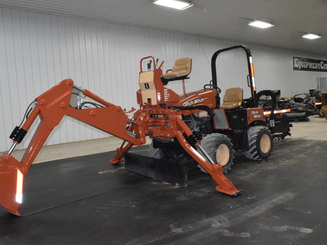 USED 2011 DITCH WITCH RT45 RIDE-ON TRENCHER EQUIPMENT #3863-10