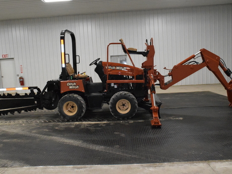 USED 2011 DITCH WITCH RT45 RIDE-ON TRENCHER EQUIPMENT #3863-7