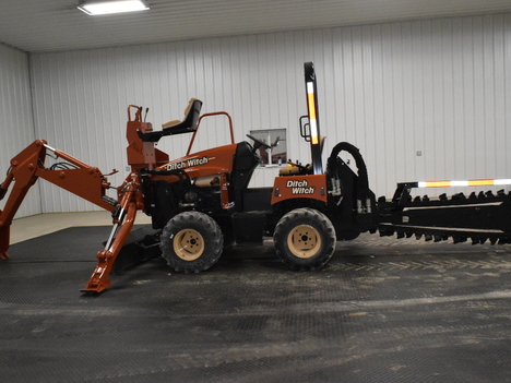 USED 2011 DITCH WITCH RT45 RIDE-ON TRENCHER EQUIPMENT #3863-8