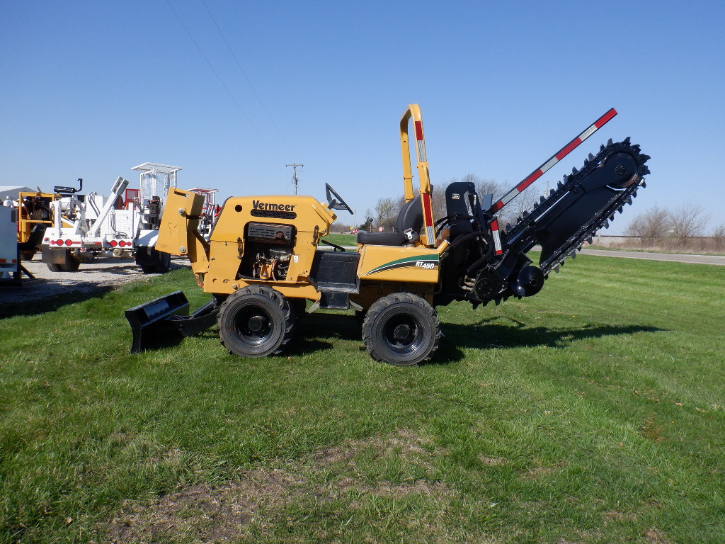 USED 2012 VERMEER RT450 RIDE-ON TRENCHER EQUIPMENT #3865