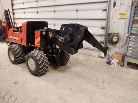 USED 2015 DITCH WITCH 410SX WALK-BESIDE TRENCHER - VIBRATORY PLOW EQUIPMENT #3928-3