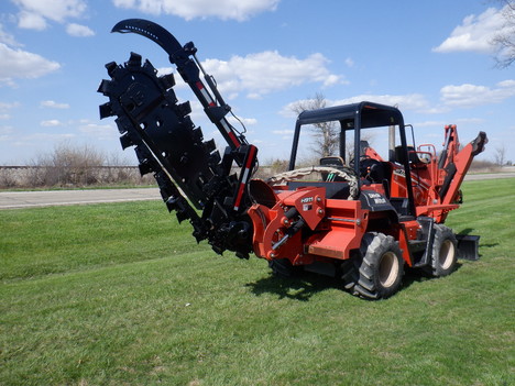 USED 2007 DITCH WITCH RT75 RIDE-ON TRENCHER EQUIPMENT #3950-6