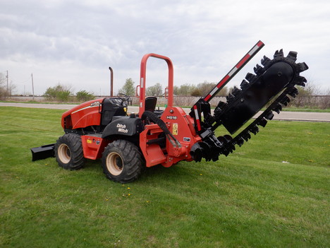 USED 2014 DITCH WITCH RT55 RIDE-ON TRENCHER EQUIPMENT #3973-3