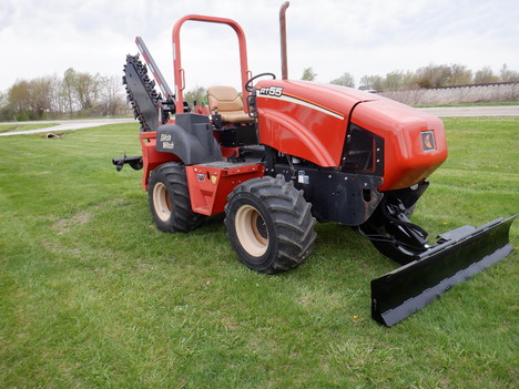 USED 2014 DITCH WITCH RT55 RIDE-ON TRENCHER EQUIPMENT #3973-5