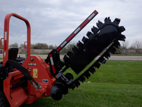 USED 2014 DITCH WITCH RT55 RIDE-ON TRENCHER EQUIPMENT #3973-7