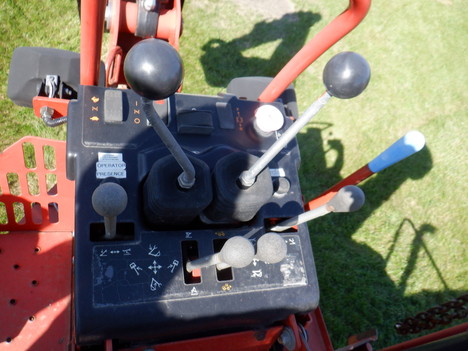 USED 2015 DITCH WITCH RT100 RIDE-ON TRENCHER EQUIPMENT #4009-15