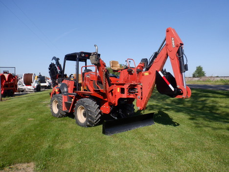 USED 2015 DITCH WITCH RT100 RIDE-ON TRENCHER EQUIPMENT #4009-5