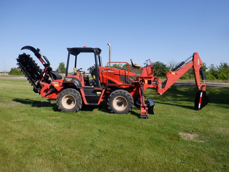 USED 2015 DITCH WITCH RT100 RIDE-ON TRENCHER EQUIPMENT #4009-7