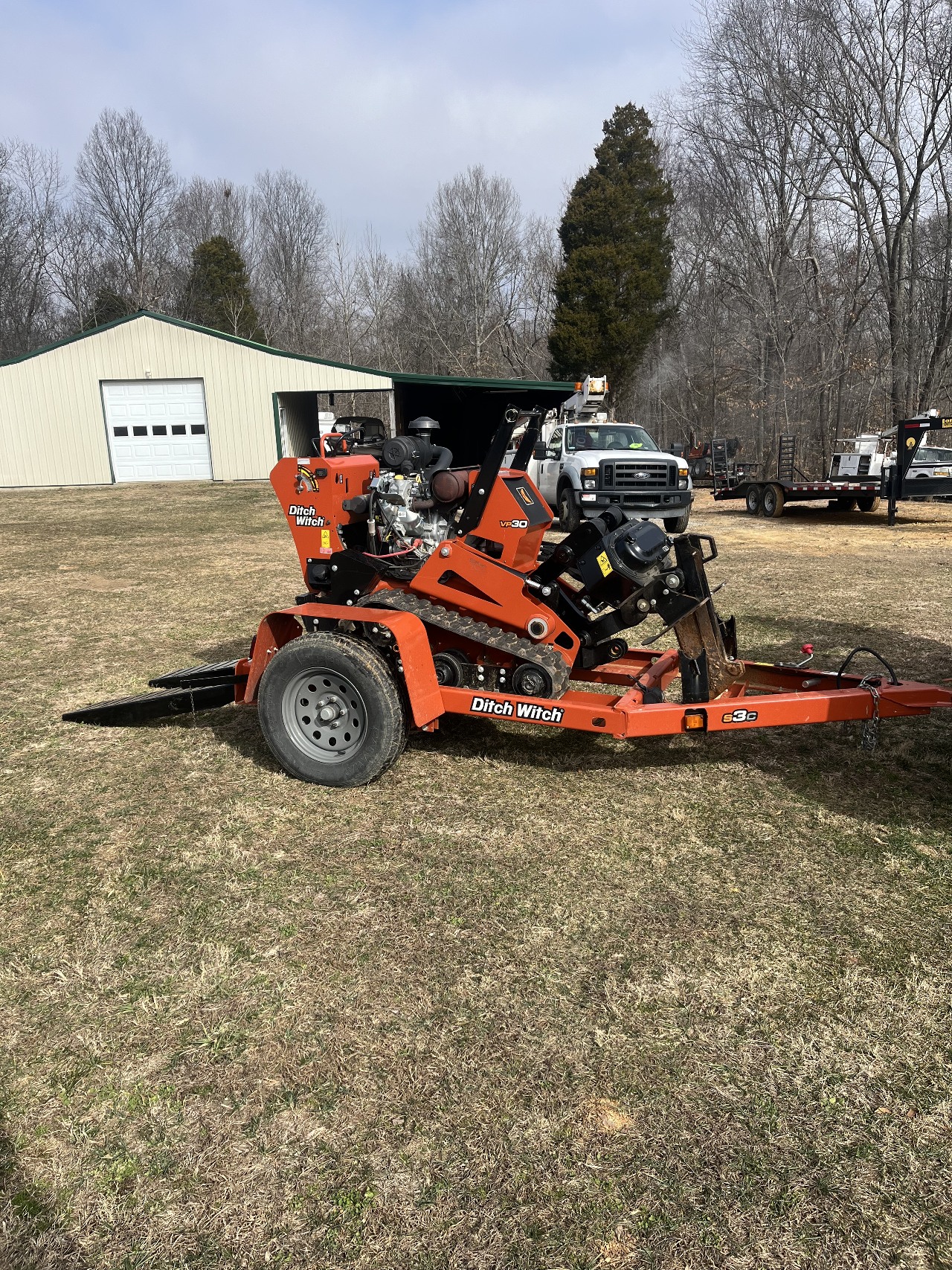 2022 DITCH WITCH VP30 WALKBESIDE TRENCHER VIBRATORY PLOW FOR SALE 4245
