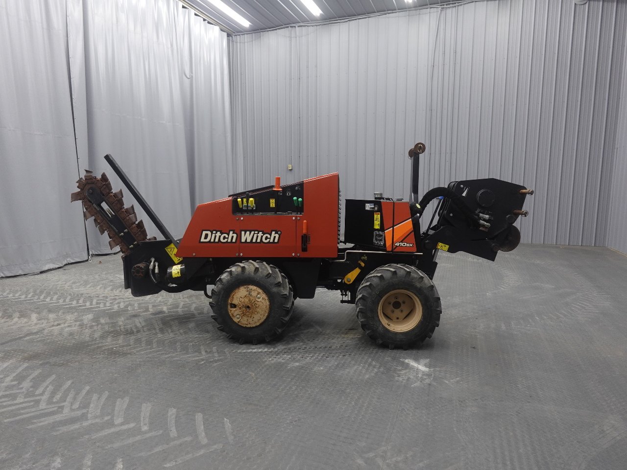 2016 DITCH WITCH 410SX Walk-Beside Trencher - Vibratory Plow #1 2016 DITCH WITCH 410SX Walk-Beside Trencher - Vibratory Plow #1