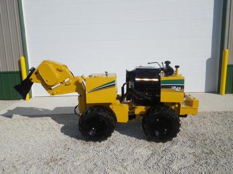 2011-vermeer-lm42-walk-beside-trencher-vibratory-plow #4817