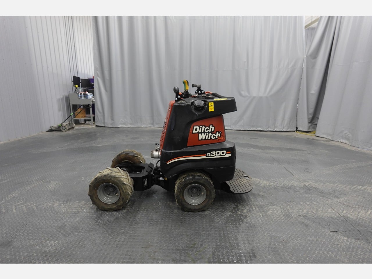 2021 DITCH WITCH ZAHN R300 Micro Trencher #1 2021 DITCH WITCH ZAHN R300 Micro Trencher #1
