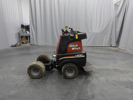 2021 DITCH WITCH ZAHN R300  #4819