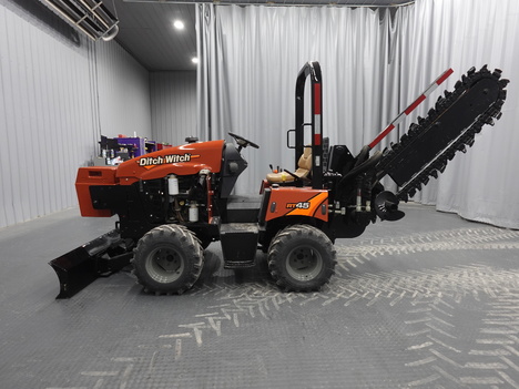 2020-ditch-witch-rt45-ride-on-trencher #4824