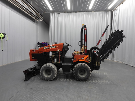 2015 DITCH WITCH rt45  #4832