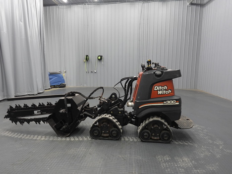2015 DITCH WITCH ZAHN R300 Quad  #4848