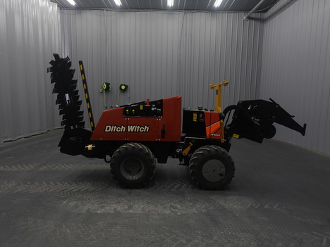 2015-ditch-witch-410sx-walk-beside-trencher-vibratory-plow #4897