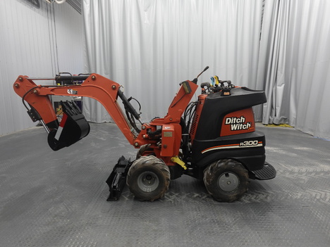 2008 DITCH WITCH ZAHN R300  #4931