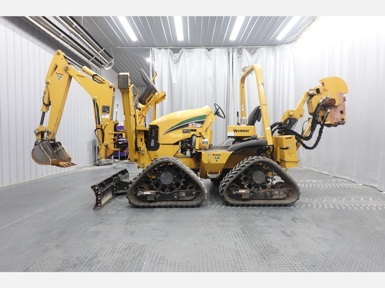 2016 VERMEER RTX750 Quad Track Ride-On Vibratory Plow #1 2016 VERMEER RTX750 Quad Track Ride-On Vibratory Plow #1