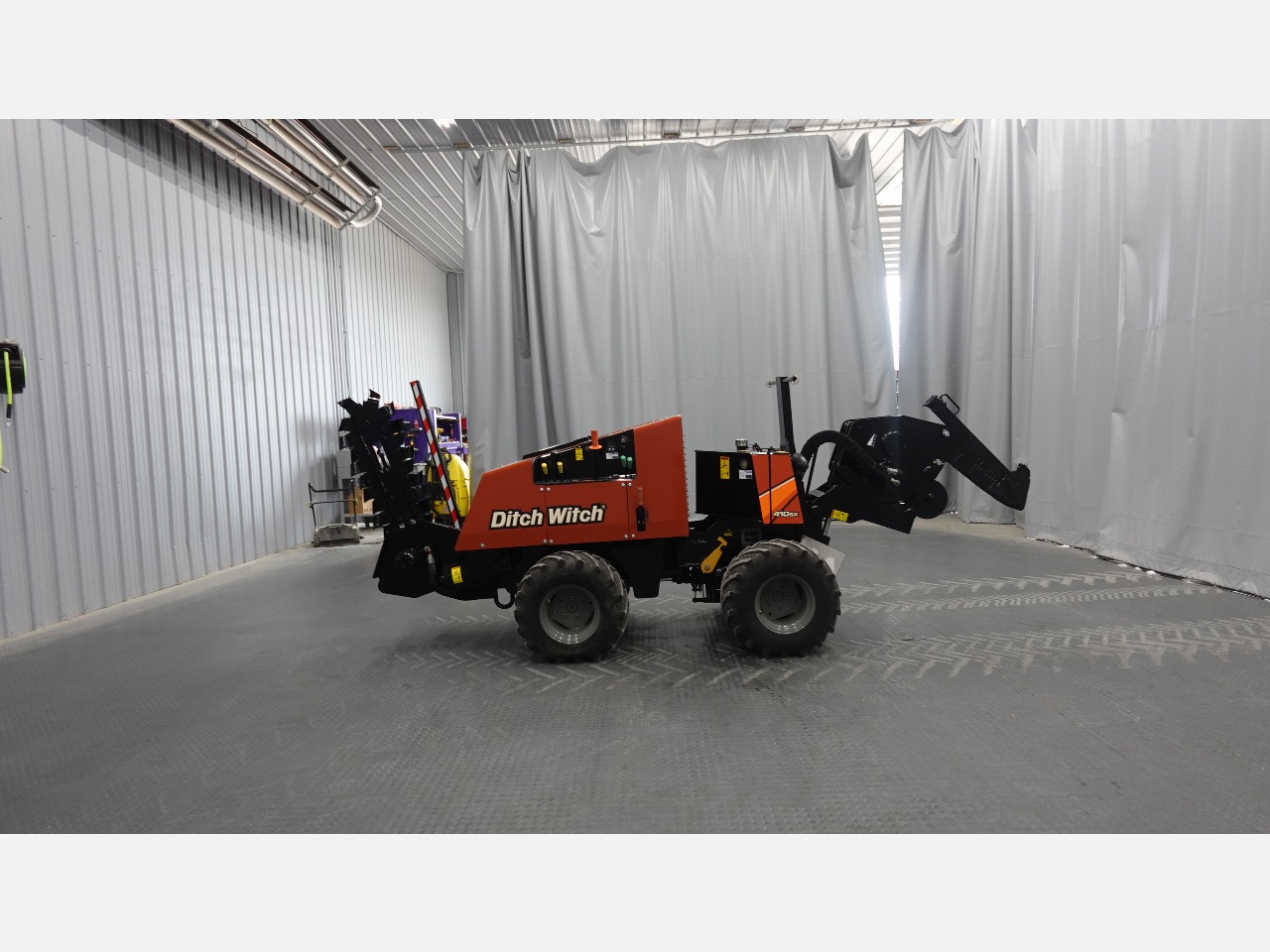 2016 DITCH WITCH 410SX Walk-Beside Trencher - Vibratory Plow #1 2016 DITCH WITCH 410SX Walk-Beside Trencher - Vibratory Plow #1