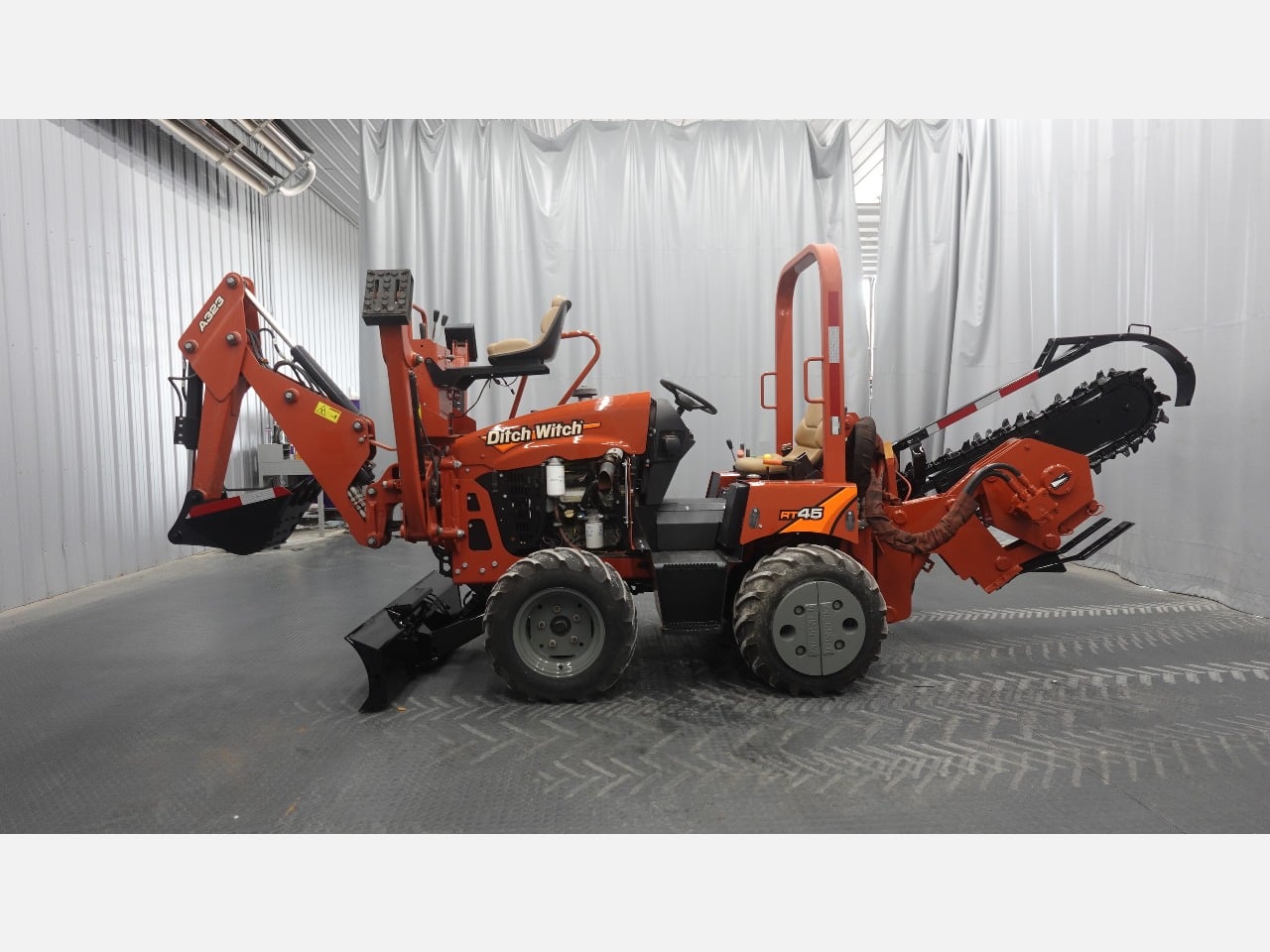 2018 DITCH WITCH rt45 Ride-On Trencher - Vibratory Plow #1 2018 DITCH WITCH rt45 Ride-On Trencher - Vibratory Plow #1