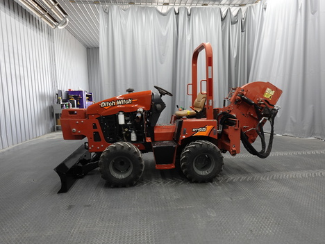 2020 DITCH WITCH rt45 Micro Trencher  #5052