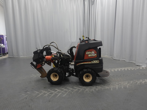2007 DITCH WITCH ZAHN R300  #5061