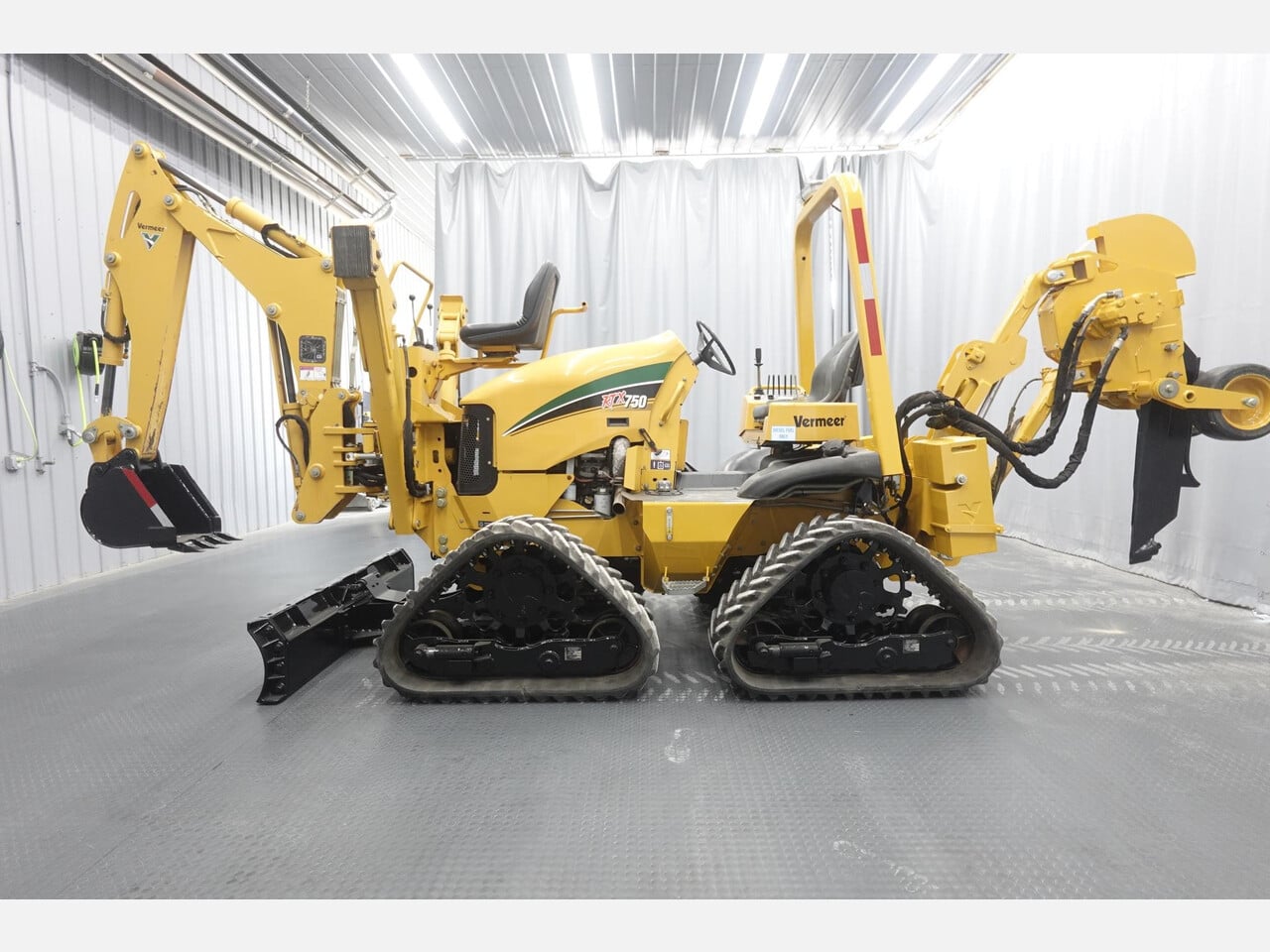 2012 VERMEER RTX750 Quad Track Ride-On Vibratory Plow #1 2012 VERMEER RTX750 Quad Track Ride-On Vibratory Plow #1