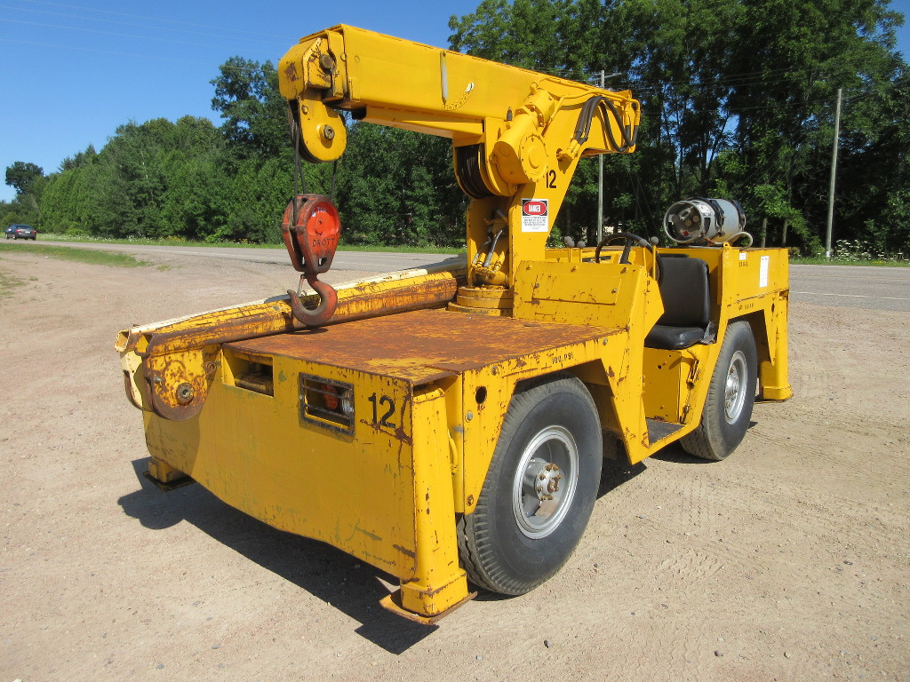 CASE 3330 YARD / CARRY DECK CRANE FOR SALE 2197